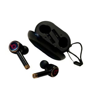 Beats by Dre Black Earbud Headphones